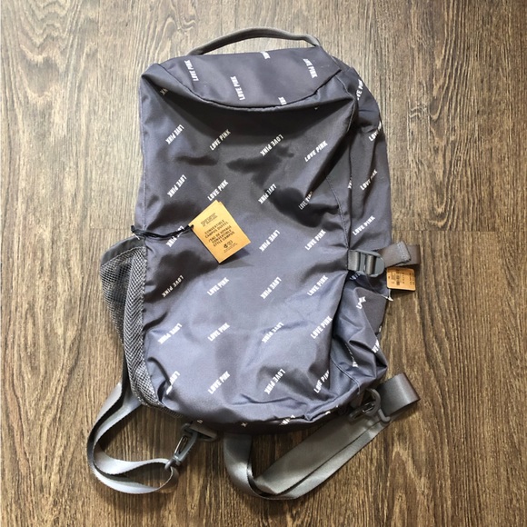 PINK Convertible Campus Duffle/Backpack - Picture 4 of 16